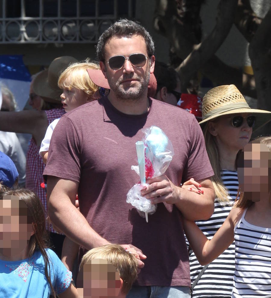 Ben Affleck in early stages of relationship with TV producer - report