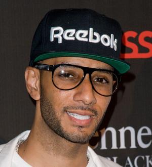 Swizz Beatz and Estelle call for peace in the U.K.