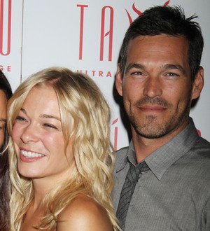Leann Rimes Slams Engagement Reports