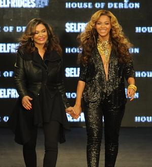 Beyonce's mum honoured at Texas university