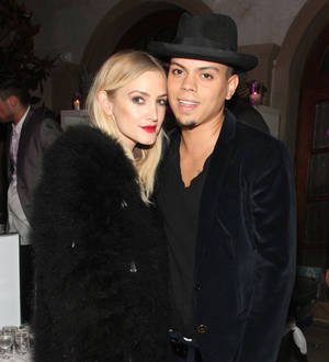 Diana Ross brings Ashlee Simpson onstage at historic show