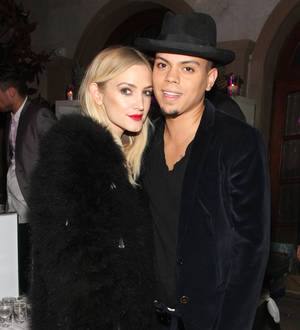Diana Ross brings Ashlee Simpson onstage at historic show