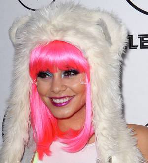 Vanessa Hudgens hosts charity run