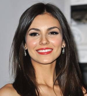 Victoria Justice's phone stolen