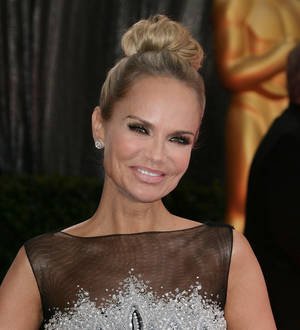 Kristin Chenoweth axes U.K. tour
