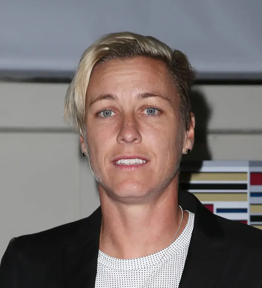 Abby Wambach pleads not guilty to DUI