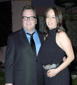 Veteran actor Tom Arnold to be a dad