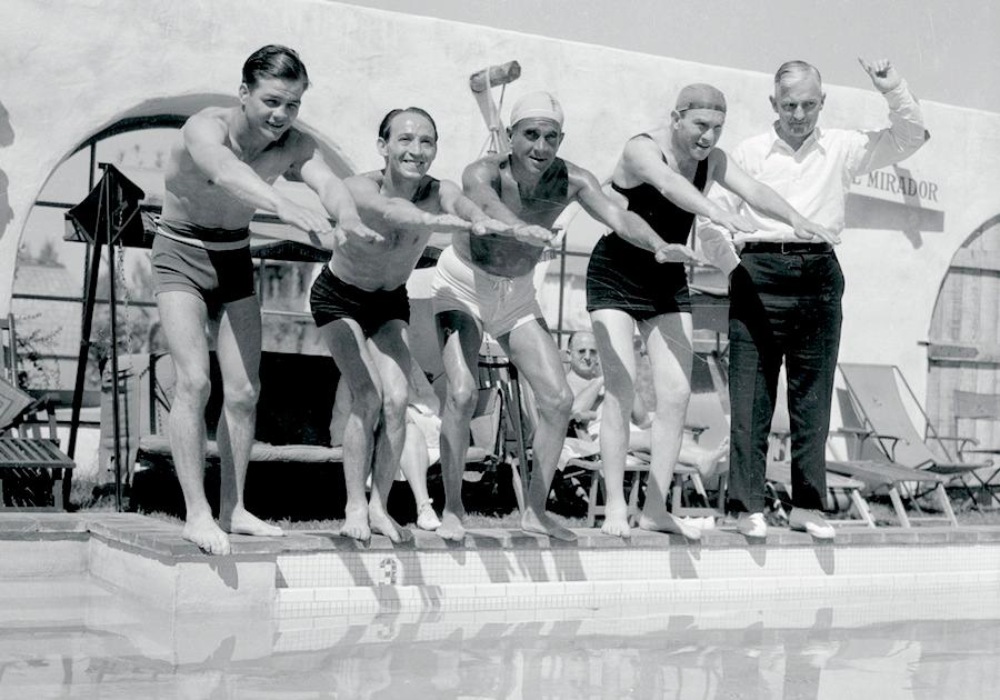 ICYMI: Move Over "Golden Girls", Here Come The "Silver Foxes"!