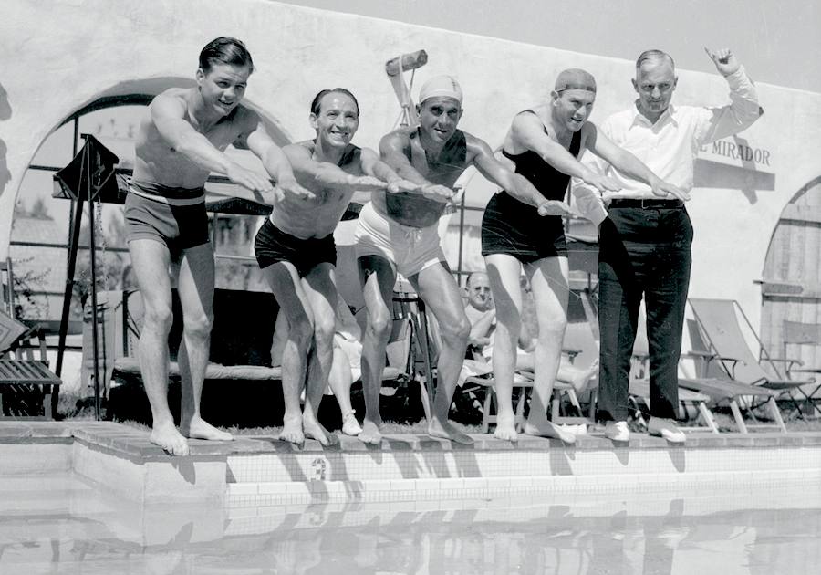 ICYMI: Move Over "Golden Girls", Here Come The "Silver Foxes"!