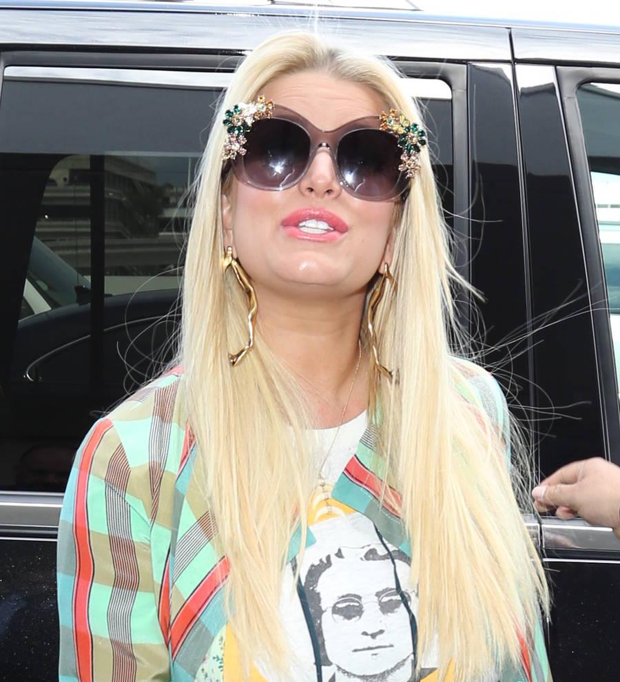 Jessica Simpson jokes about Whole Foods' tuna mix-up