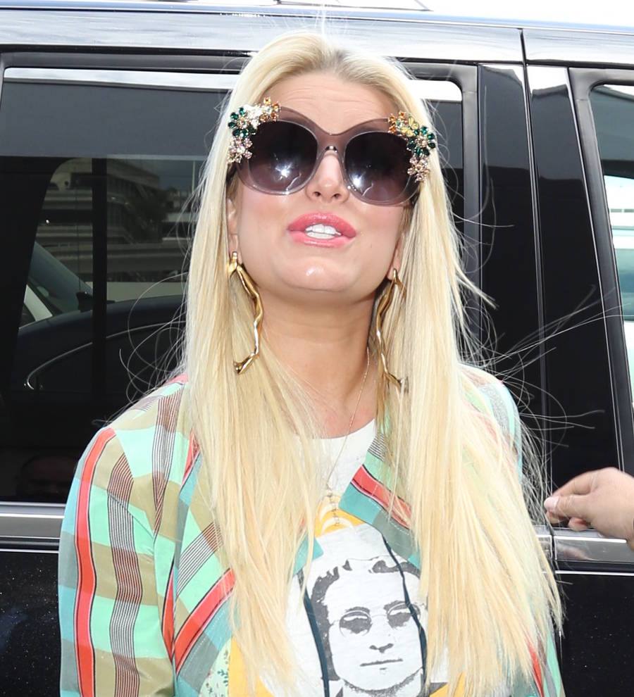 Jessica Simpson jokes about Whole Foods' tuna mix-up
