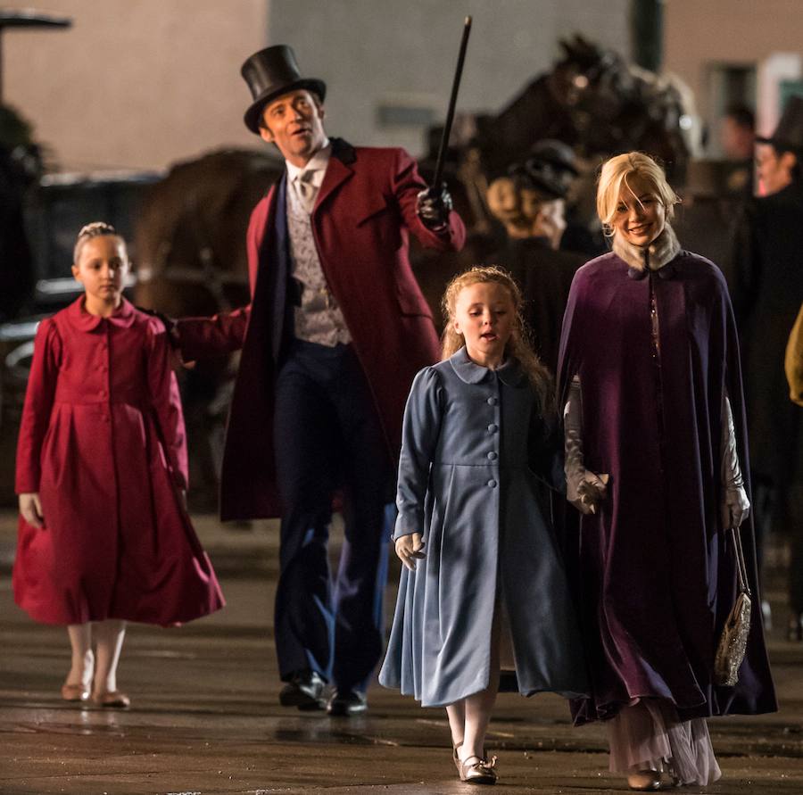 Hugh Jackman, Zac Efron, & Michelle Williams Keep the Circus Alive in 'The Greatest Showman'!