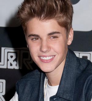 Justin Bieber shares dating tips in women's magazine