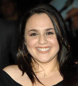 Nikki Blonsky: 'There's nothing wrong with Amanda Bynes, leave her alone'