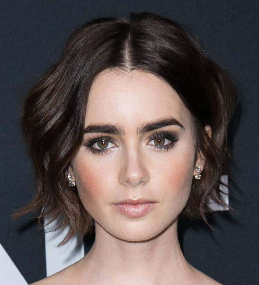 Lily Collins opens up about tough relationships for memoir