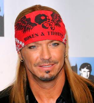 Bret Michaels uses RV restoration show as therapy