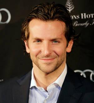 Bradley Cooper taking mom as Oscars date