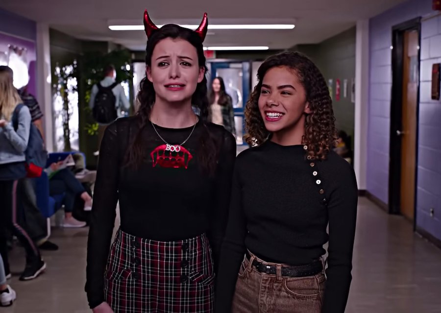 "Ginny & Georgia" Fashion Trends You Can Steal!