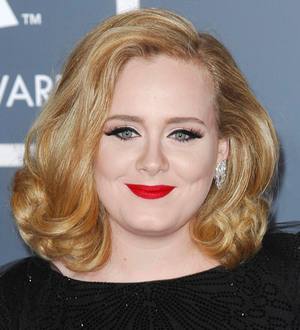 Adele's estranged father eyeing reconciliation with pregnant singer