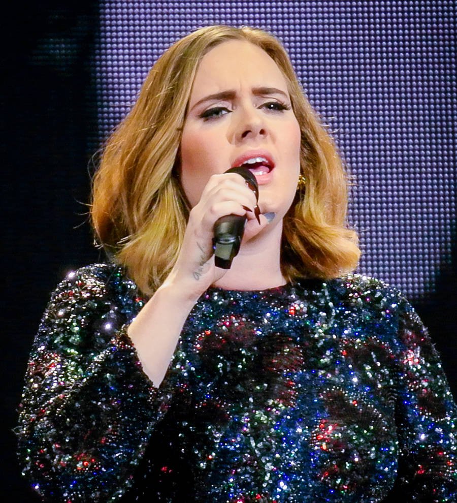 Adele's 2015 huge album sales trump rivals