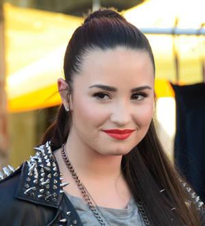 Demi Lovato reveals secret half-sister