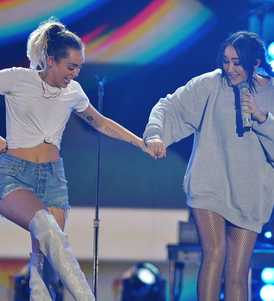 Noah Cyrus expecting criticism of her music like sister Miley