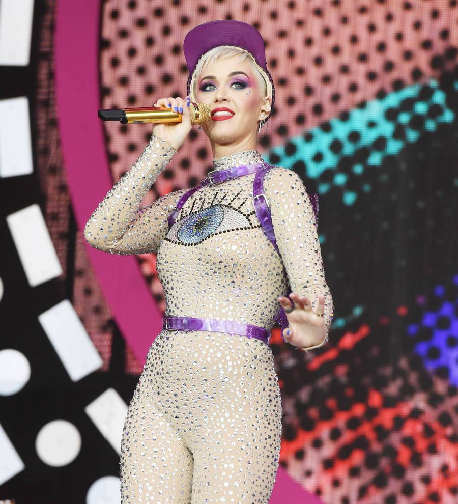 MTV Video Music Awards producer shuts down Katy Perry/Taylor Swift duet rumors