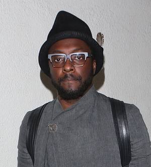 will.i.am fumes after missing flight