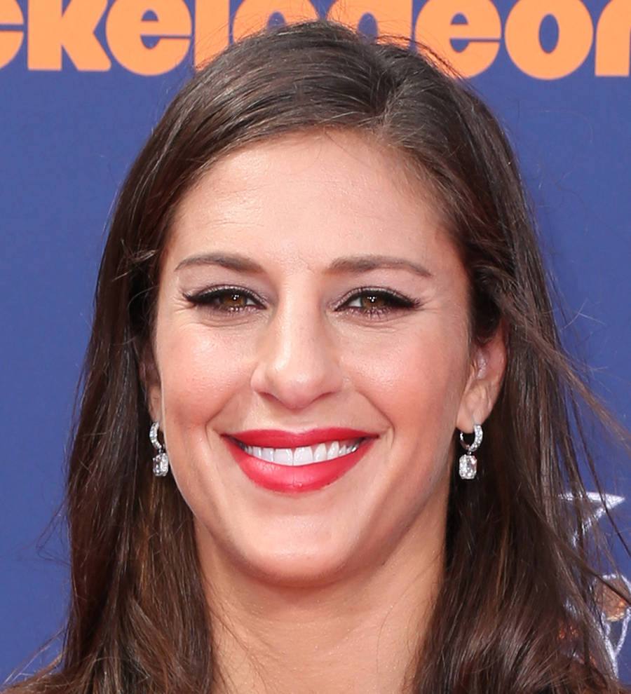 Soccer champ Carli Lloyd weds