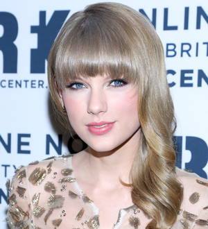 Taylor Swift to ring in 2013 with America's top album