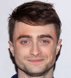 Daniel Radcliffe is not engaged