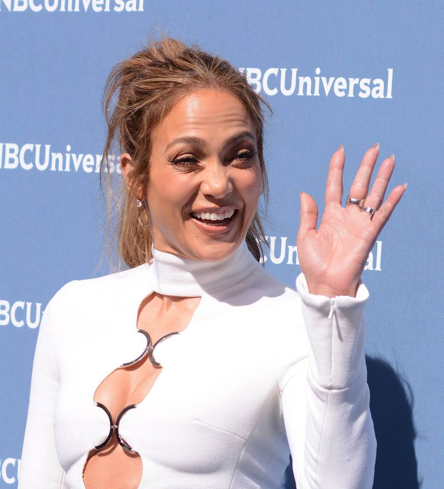 Jennifer Lopez performs for Qatar airline bosses amid human rights protest