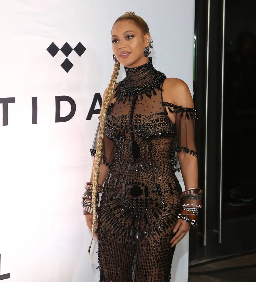 Madame Tussauds bosses defend new Beyonce waxwork following new color clash