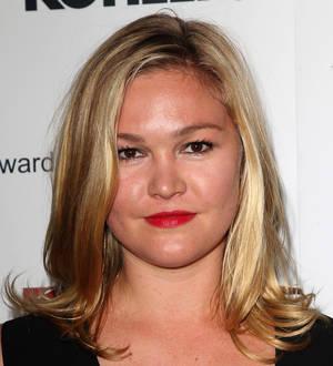 Julia Stiles returning to New York stage in Phoenix