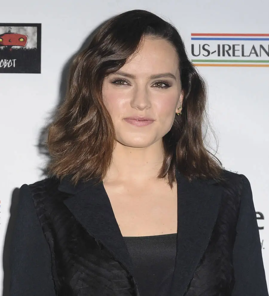 Daisy Ridley turns down date proposal
