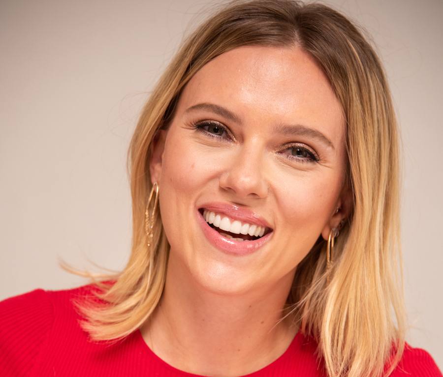 WOMEN WE LOVE: Scarlett Johansson