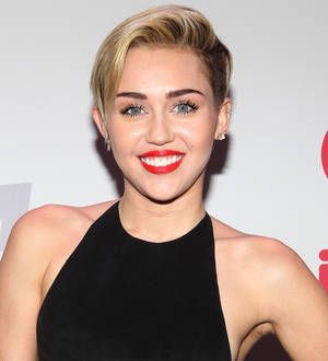 Miley Cyrus backs female nudity campaign