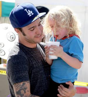 Pete Wentz: 'Ashley Simpson is an awesome mum'