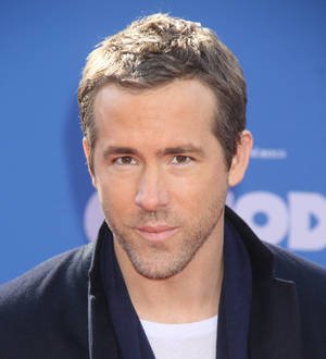 Ryan Reynolds hosts movie screening for Boston bombings emergency workers