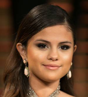 Selena Gomez to testify in Justin Bieber's photographer assault case