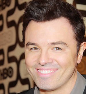 Seth MacFarlane is dating Alexis Knapp - report
