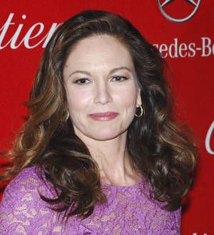 Diane Lane files divorce papers