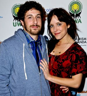 Jason Biggs treated to hooker for birthday