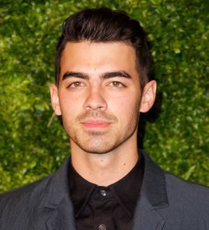 Joe Jonas opens his own restaurant