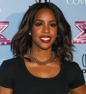 Kelly Rowland sparks engagement rumours in video message