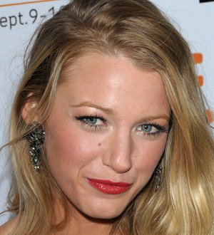 Blake Lively's Louboutin Shoe Honour