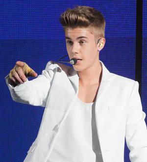 Justin Bieber fires back at Carney comment