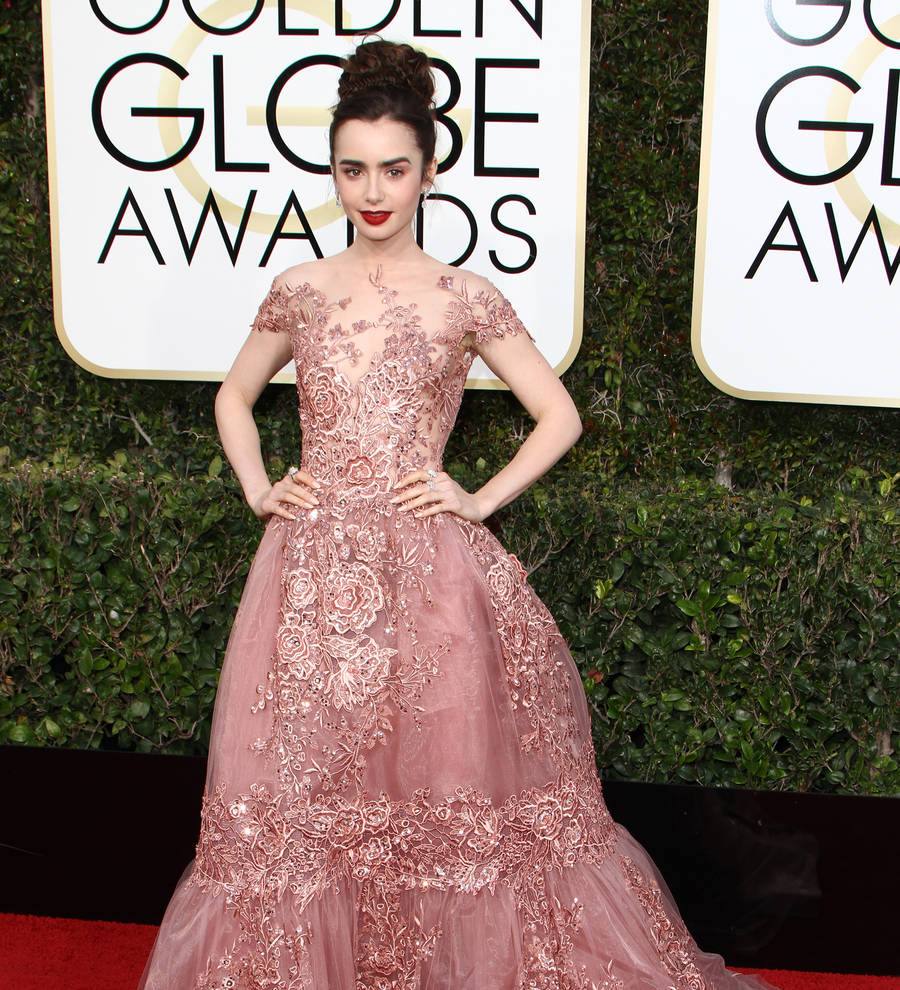 Lily Collins recommends 'all girls should date themselves'
