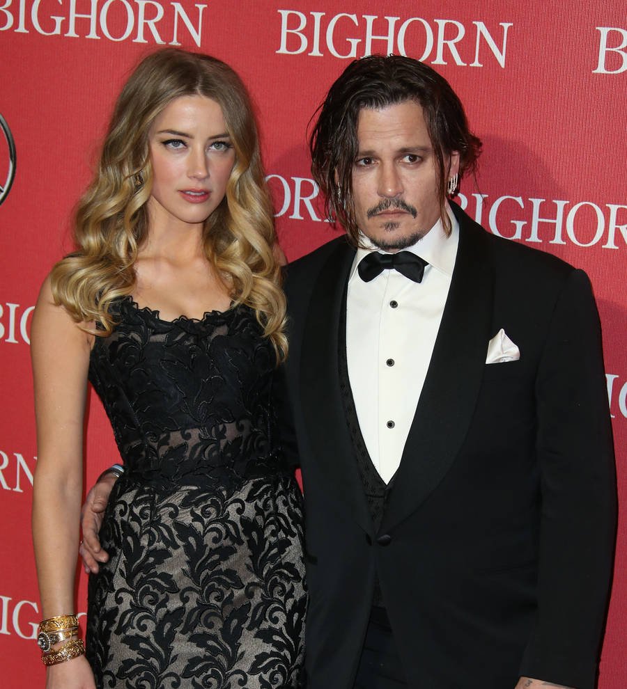 Johnny Depp wants Amber Heard to pay 0,000 in legal fees