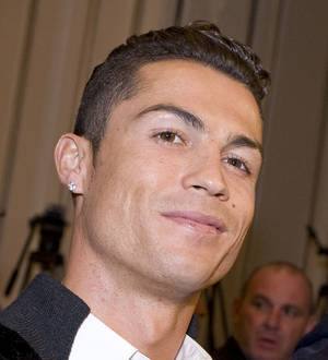 Cristiano Ronaldo overtakes Shakira as world's most 'liked' on Facebook